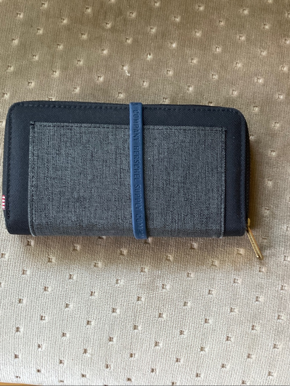 Women's Gray Zip Wallet with Blue Strap
